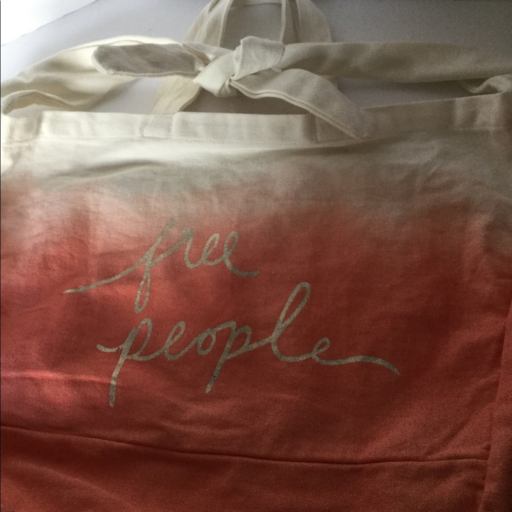 NWOT Free People canvas tote two-toned 13x18x6 - Picture 3 of 7